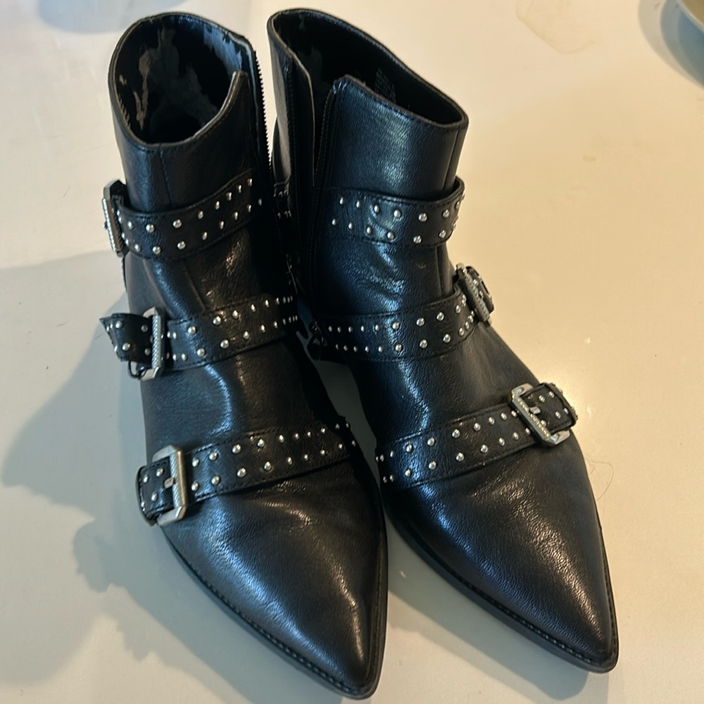 Nine West booties